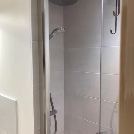 La Maison Du Cocher - Independante Climatisee En Hypercentre - Lit Queen Size Апарт-отель 3*