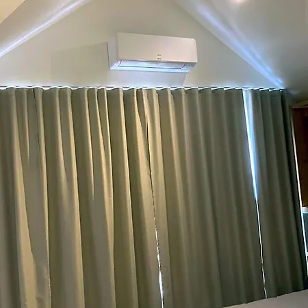 アパートホテル La Maison Du Cocher - Independante Climatisee En Hypercentre - Lit Queen Size アンジェ